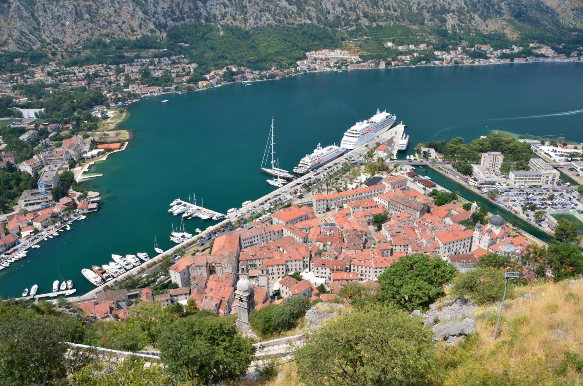 Cozy Nest, 350M To Beach, Free Parking, Wi-Fi Kotor Dış mekan fotoğraf