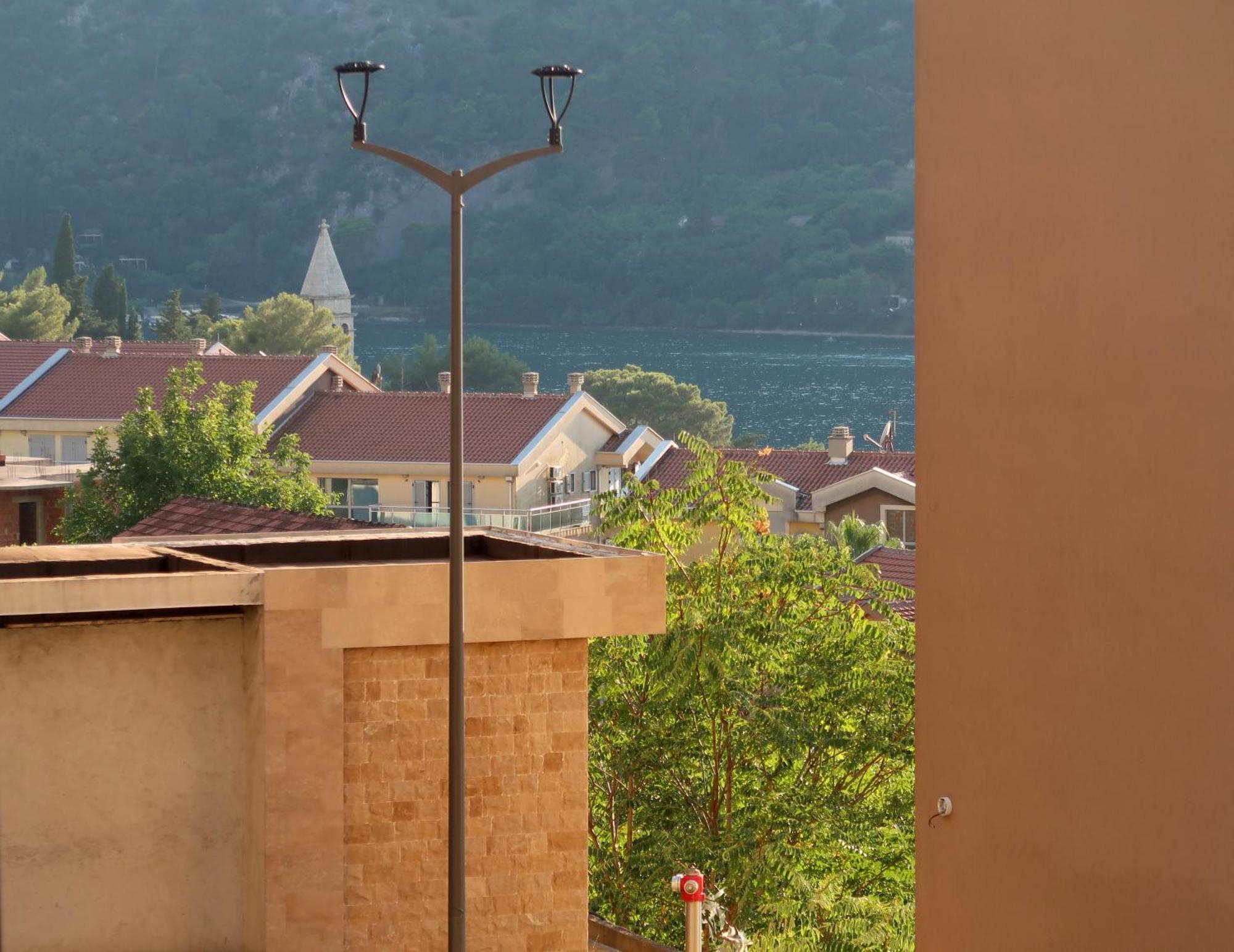Cozy Nest, 350M To Beach, Free Parking, Wi-Fi Kotor Dış mekan fotoğraf