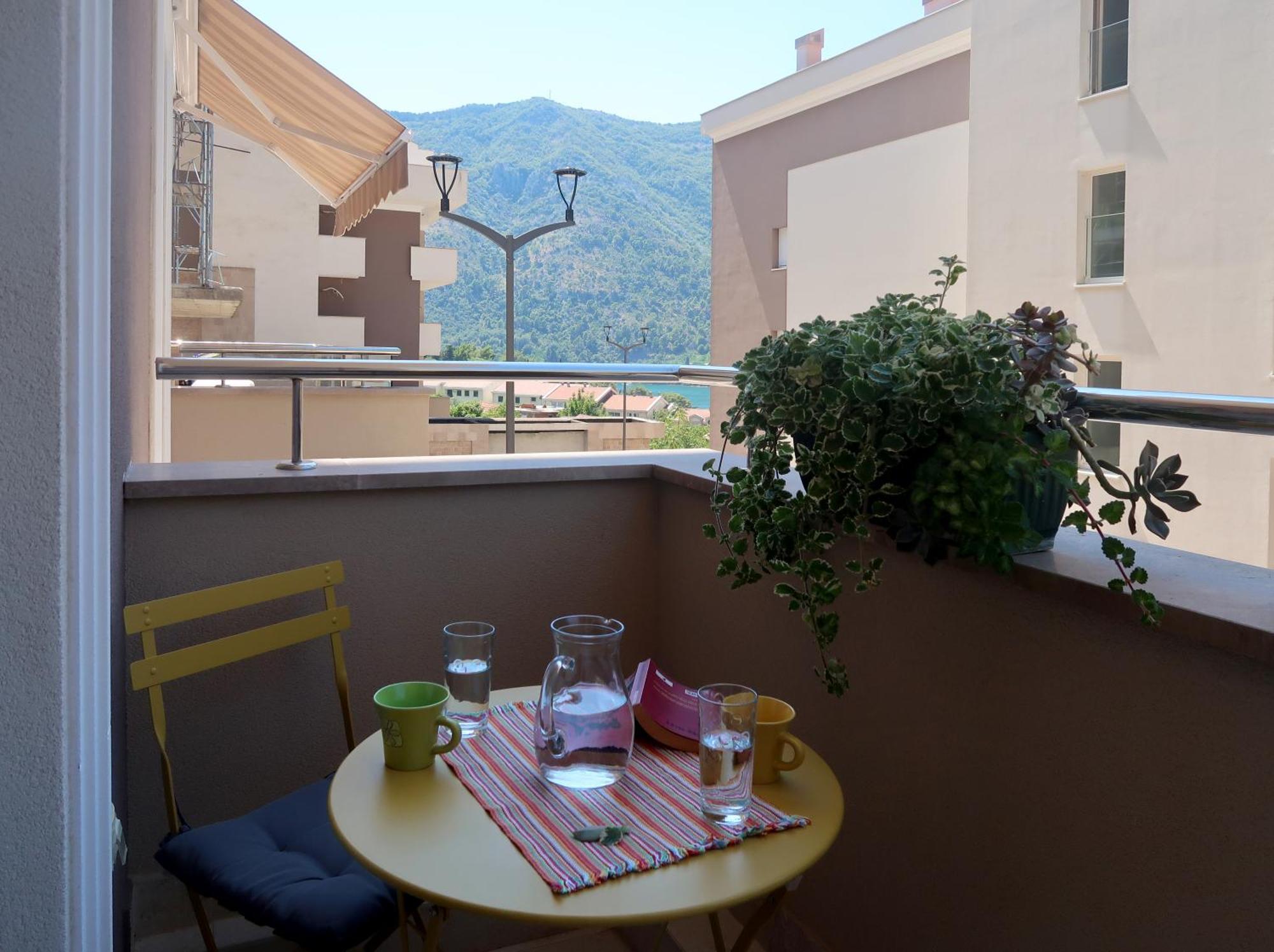 Cozy Nest, 350M To Beach, Free Parking, Wi-Fi Kotor Dış mekan fotoğraf